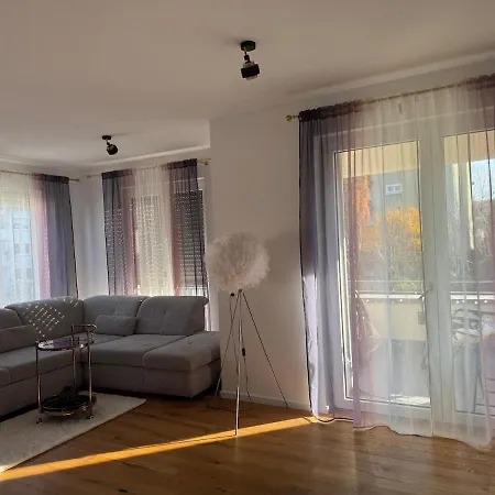 Modern Near Airport And Trade Fair Apartment